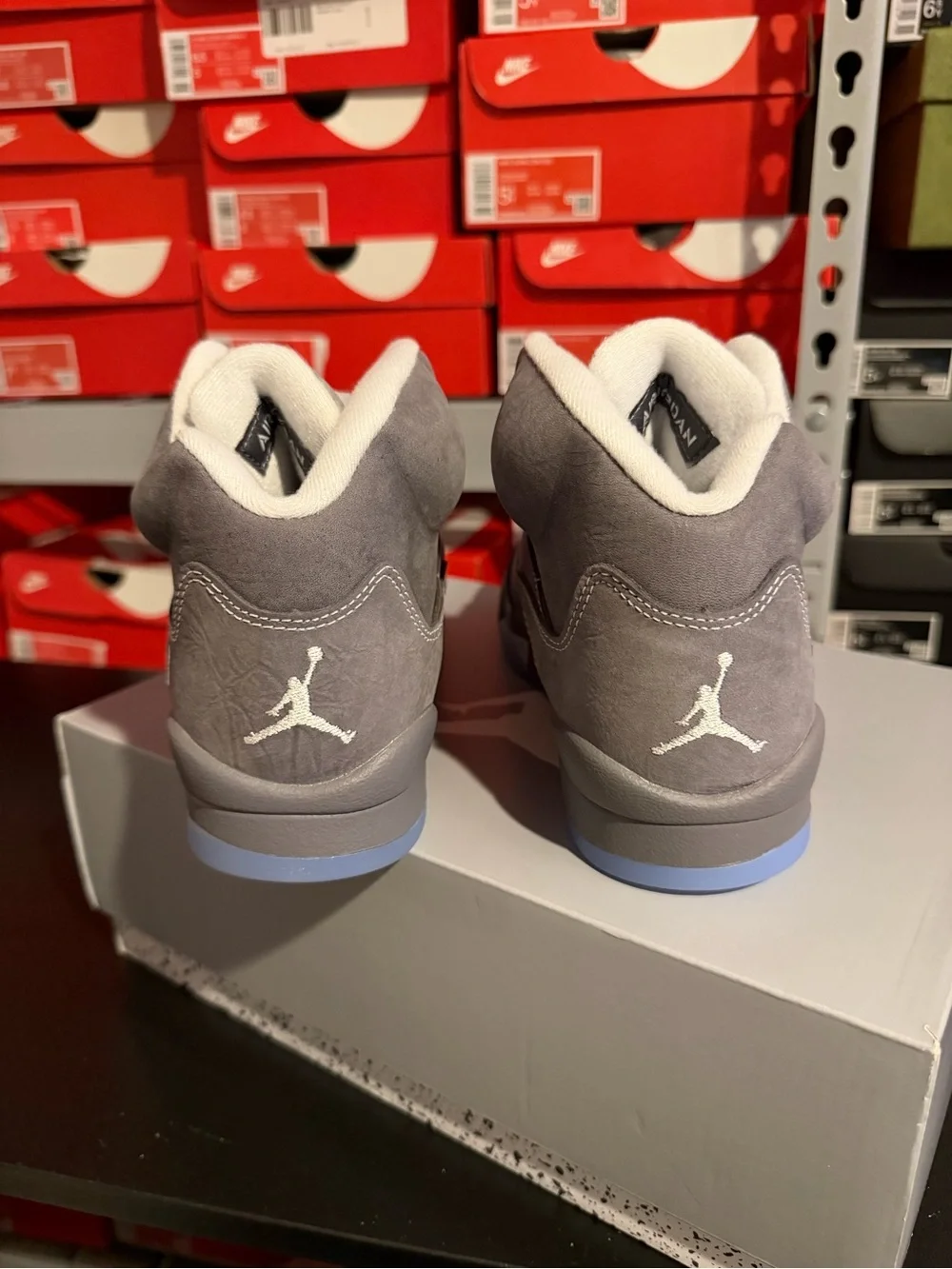 Air Jordan 5 Wolf Grey GS Size 6y